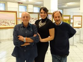 I tre artisti all'inaugurazione della mostra (foto Uff. Stampa Provincia)