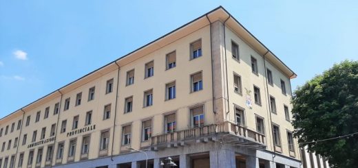 La sede della Provincia a Cuneo