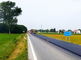 Asfaltatura della sp 564 a Pianfei