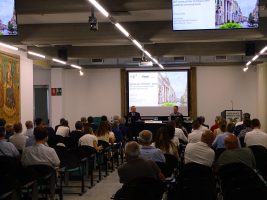 Un momento dell'incontro ptenutosi presso la sala Falco del Centro Incontri