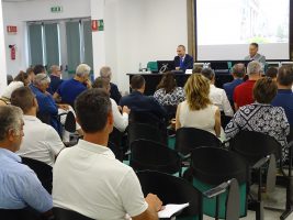 Un momento dell'incontro ptenutosi presso la sala Falco del Centro Incontri