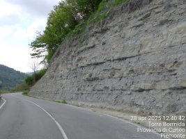I lavori sulla scarpata a Torre Bormida
