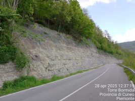 I lavori sulla scarpata a Torre Bormida