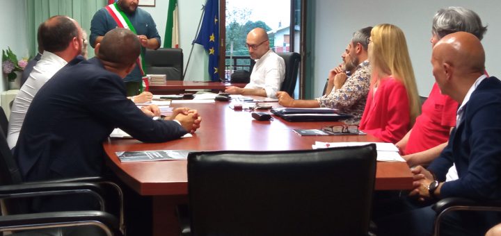 Un momento del Consiglio provinciale itinerante a Brondello