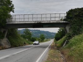 Il ponte sulla sp 12 in località Isorella di Cherasco