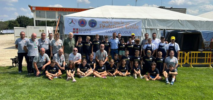I partecipanti al campo scuola “Anch’io sono la Protezione Civile”