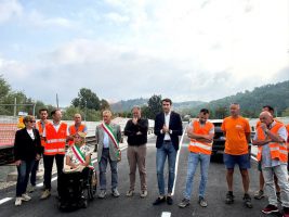 La cerimonia di riapertura della Fondavalle Tanaro a Bastia Mondovì