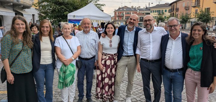 Il presidente Robaldo, l'assessore Regionale Gallo e i Sindaci che hanno partecipato alla Carovana della pace 2025