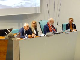L'intervento del prof. Meinero durante l'incontro su Marcello Soleri