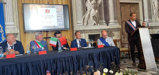 Il discorso del consigliere Manzone durante l'incontro con il console cinese Liu Kan