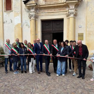 L'inaugurazione della mostra fotografica "I volti di un paese"