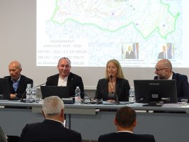 I Consiglieri delegati alla Viabilità del reparto di Saluzzo Roberto Baldi, Ivana Casale e Silvano Dovetta