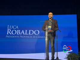 L'intervento del presidente Robaldo alla convention di Confcommercio a Carrù