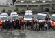 Foto dei nuovi mezzi con i dipendenti del reparto Viabilità