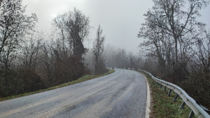 La sp 12 sopra il cantiere della centralina idroelettrica