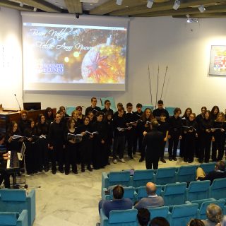 Il coro del liceo musicale Ego Bianchi