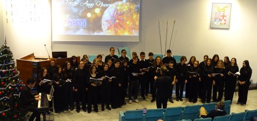 Il coro del liceo musicale Ego Bianchi
