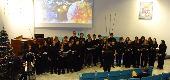 Il coro del liceo musicale Ego Bianchi