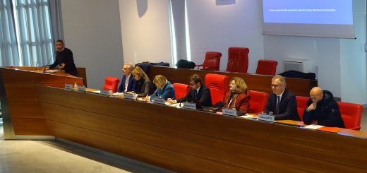 Il tavolo dei relatori