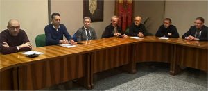 Un momento dell'incontro tra il presidente Robaldo e i sindaci a Cortemilia