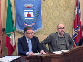 Il presidente Robaldo e il vicepresidente Antoniotti durante il Consiglio Provinciale itinerante di Envie