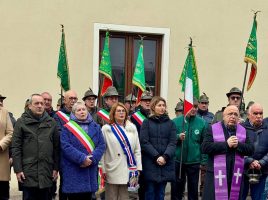 Le autorità presenti alla commemorazione dell'eccidio della Candelora