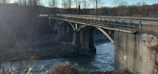 Il ponte sul Tanaro della sp 115 in località Piantorre di Castellinaldo