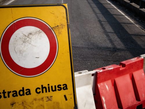 Strada chiusa (foto di repertorio)
