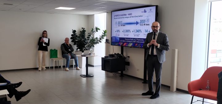 L'intervento di Robaldo all'incontro sul "Sistema Liguria–Piemonte e le opportunità di collaborazione sulle infrastrutture funzionali all’estensione della Zona Logistica Semplificata (ZLS)"