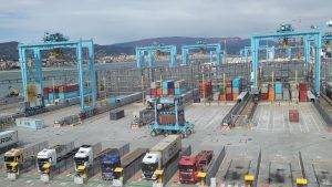 Il terminal contenitori del porto di Vado Ligure