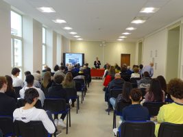 Il pubblico presente alla conferenza di presentazione degli interventi realizzati grazie alla collaborazione tra Provincia e Fondazione CRC