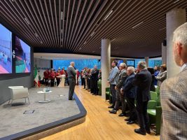 Un momento della cerimonia di inaugurazione della sala "Rino FIlippi" di Carrù