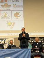 L'intervento del consigliere Manzone alla festa dell'hockey braidese