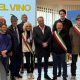 I consiglieri provinciali Danna e Pulitanò durante la festa del vino di Clavesana