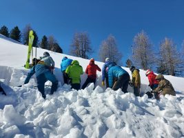 Un momento del confronto internazionale sulla stabilità del manto nevoso.