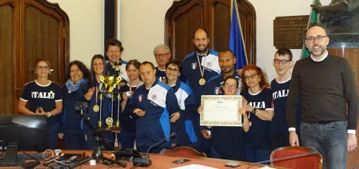 Foto di gruppo al termine dell'incontro
