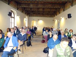 Il pubblico presente al Consiglio provinciale aperto di Saluzzo