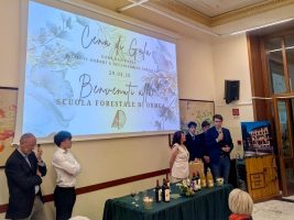 L'intervento del consigliere Danna durante la cena di gala