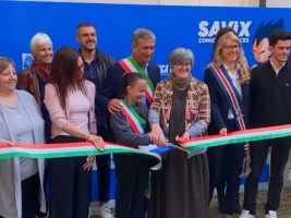 Il taglio del nastro di Savix Comics & Games