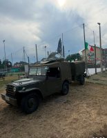 L'esposizione dei mezzi militari d'epoca durante il 14° raduno degli Alpini d’Oc del Cuneese