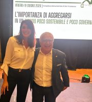 Il consigliere Pulitanòcon la conduttrice Rai Elisa Isoardi alla celebrazione degli 80 anni di Confagricoltura Cuneo