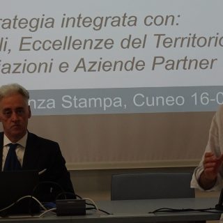 L'intervento del presidente Robaldo durante la presentazione della nuova cartina “Pedala in Valle Stura e dintorni”