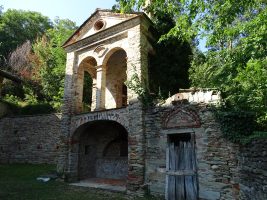 Una delle pertinenze dell'Abbazia di San Costanzo al Monte, il forno con annesso essicattoio per castagne, che sarà presto oggetto di ristrutturazione