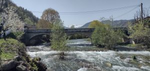 Immagine di repertorio del torrente Grana a Valgrana