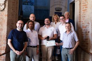 Il presidente Robaldo con i promotori della Fera d’la Tonda di Costigliole Saluzzo