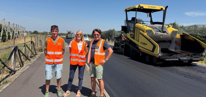 Il sopralluogo della consigliera Casale sulla sp 137 tra Lagnasco e Falicetto
