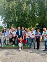 Il taglio del nastro della Festa del Bosco di Viola