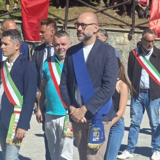 Il presidente Robaldo durante la processione per la festa di San Magno