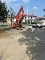 I primi lavori per il posizionamento dell'impianto semaforico