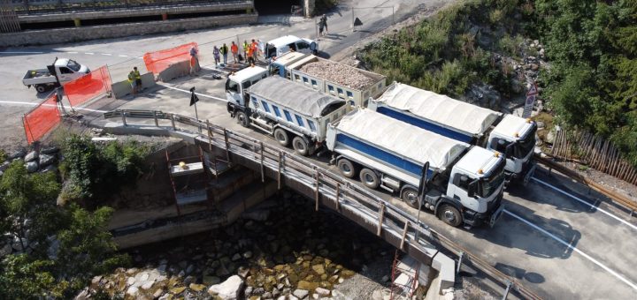 Foto area scattata mediante un drone dai tecnici del laboratorio che registrava gli spostamenti del ponte